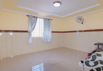 2 Bedroom Flat For Rent - Svay Dangkum, Siem Reap thumbnail