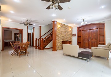 5 Bedroom Villa  For Rent - Chroy Changvar, Phnom Penh thumbnail