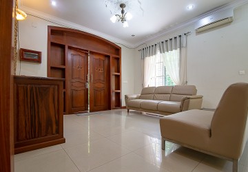 5 Bedroom Villa  For Rent - Chroy Changvar, Phnom Penh thumbnail