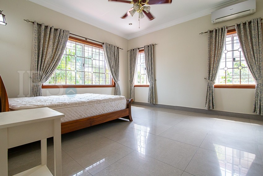 5 Bedroom Villa  For Rent - Chroy Changvar, Phnom Penh