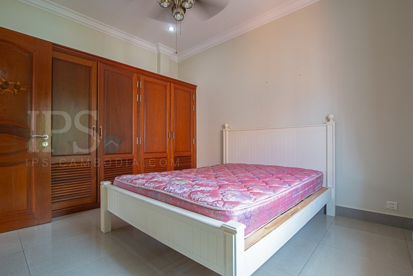 5 Bedroom Villa  For Rent - Chroy Changvar, Phnom Penh