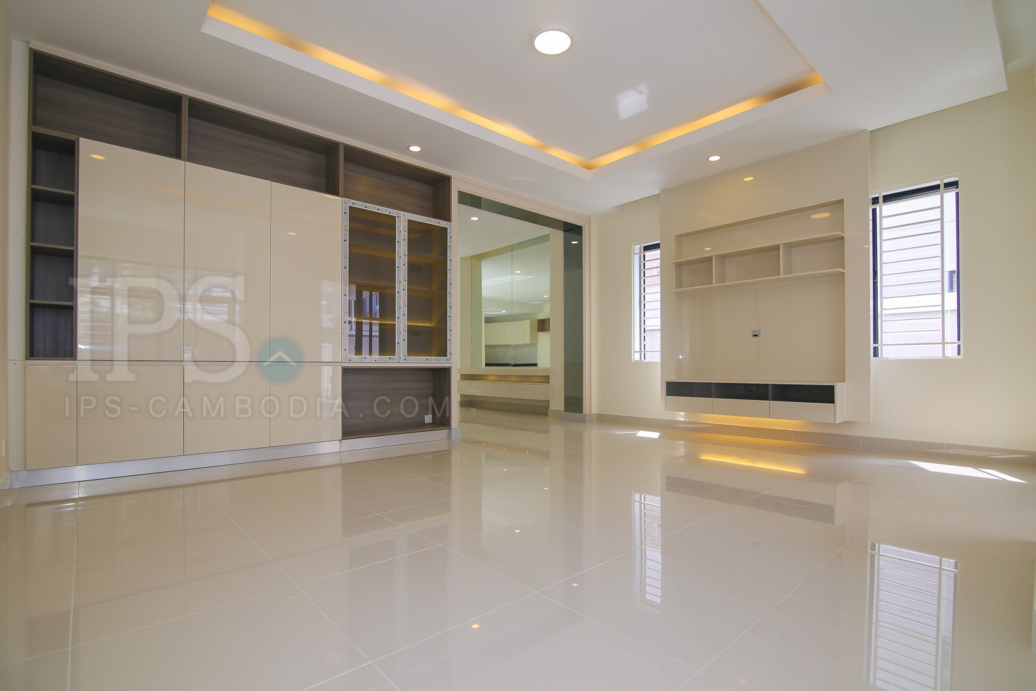 4 Bedrooms Villa, For Rent In Chak Angrae Kraom, Phnom Penh - Image 5
