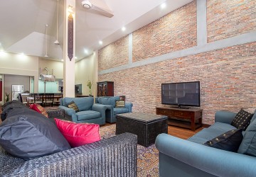 6 Bedroom Townhouse For Rent - Tonle Bassac, Phnom Penh thumbnail