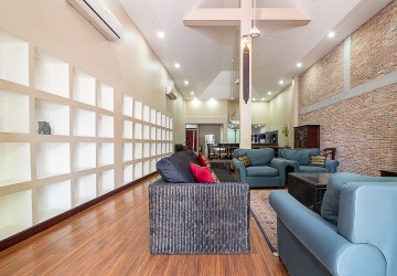 6 Bedroom House For Sale in Phnom Penh - Tonle Bassac thumbnail