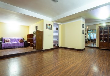6 Bedroom House For Sale in Phnom Penh - Tonle Bassac thumbnail