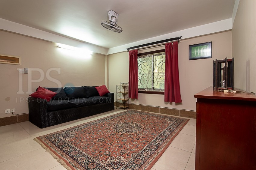 6 Bedroom House For Sale in Phnom Penh - Tonle Bassac