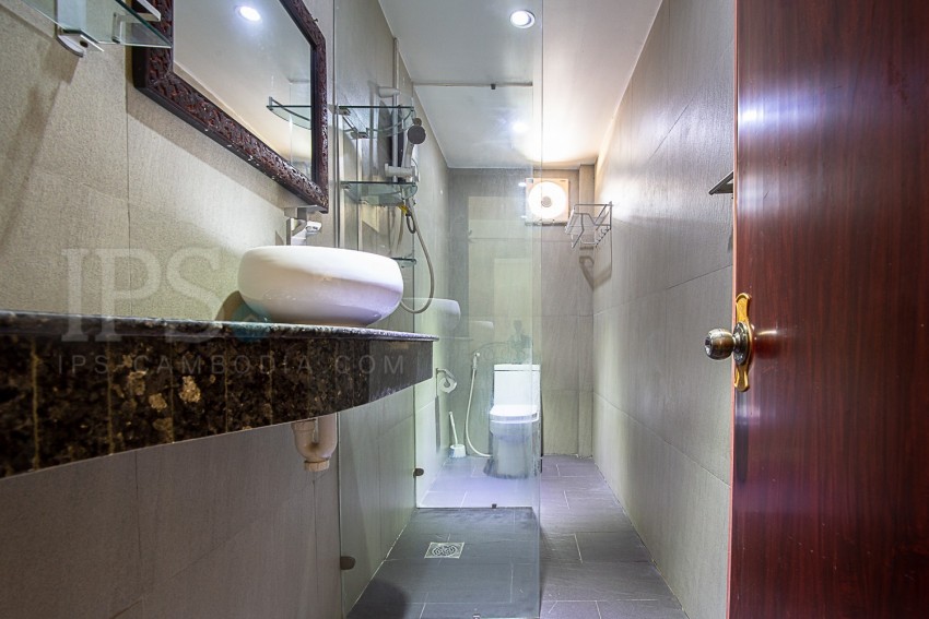 6 Bedroom House For Sale in Phnom Penh - Tonle Bassac