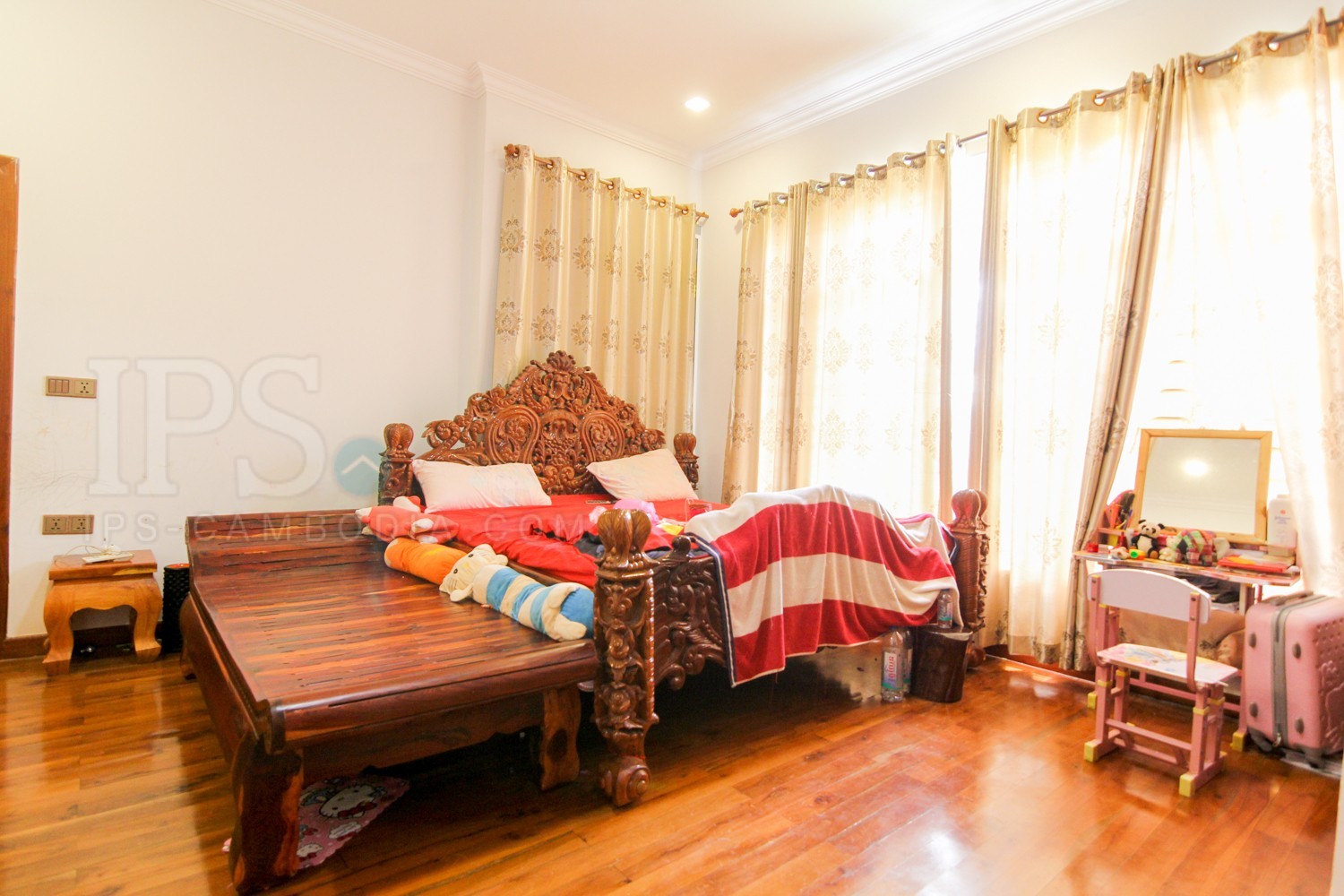 3 Bedroom Villa For Rent - Svay Dangkum, Siem Reap - Image 11