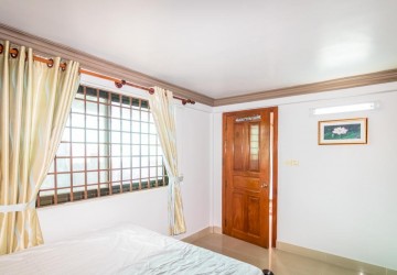 2 Bedroom Apartment For Rent - Phsar Kandal, Siem Reap thumbnail