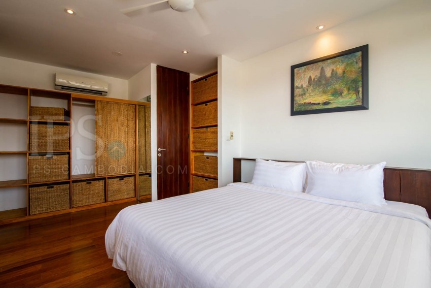 3 Bedroom Duplex Apartment For Rent - Phsar Thmei 1, Phnom Penh