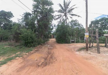 495 sq.m. Land For Sale - Sala Kamreuk, Siem Reap thumbnail