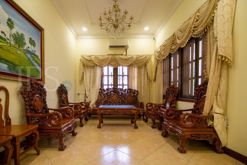 4 Bedroom Villa For Rent - Veal Vong, Phnom Penh