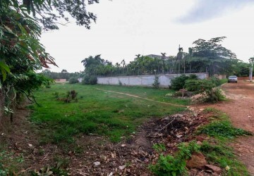 2,001 sq.m. Land For Sale - Svay Dangkum, Siem Reap thumbnail