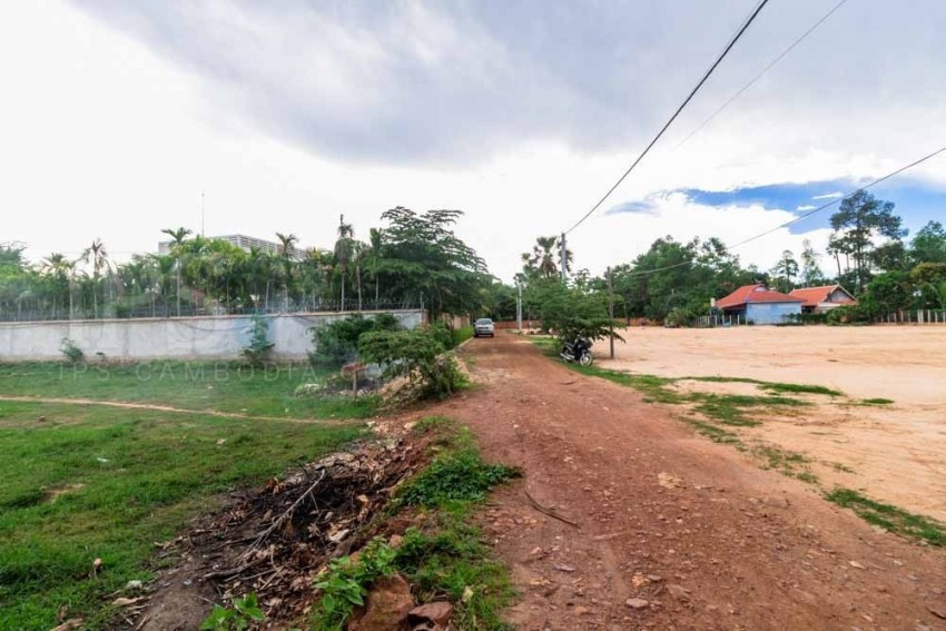 2,001 sq.m. Land For Sale - Svay Dangkum, Siem Reap