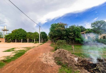 2,001 sq.m. Land For Sale - Svay Dangkum, Siem Reap thumbnail