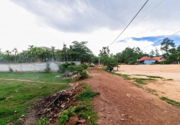 2,001 sq.m. Land For Sale - Svay Dangkum, Siem Reap thumbnail