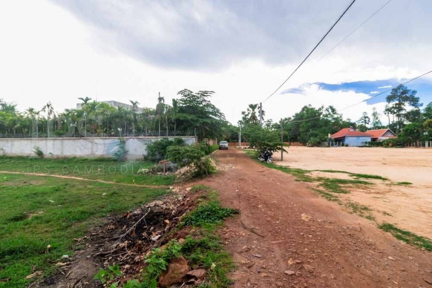 2,001 sq.m. Land For Sale - Svay Dangkum, Siem Reap