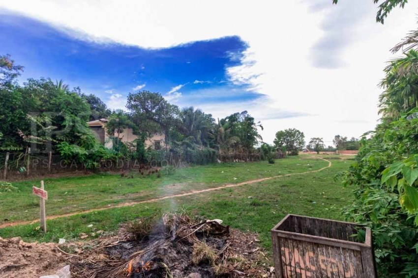 2,001 sq.m. Land For Sale - Svay Dangkum, Siem Reap