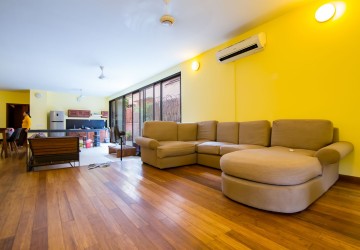 2 Bedroom Aparment For Rent in Tonle Bassac, Phnom Penh thumbnail