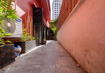 2 Bedroom Aparment For Rent in Tonle Bassac, Phnom Penh thumbnail