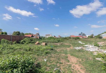 3,600 sq.m. Land  For Sale - Sala Kamreuk, Siem Reap thumbnail