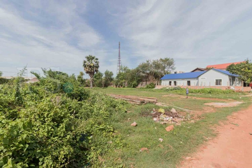 4,000 sq.m. Land  For Sale - Sala Kamreuk, Siem Reap