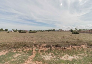 19000 sq.m. Land  For Sale - Chreav, Siem Reap thumbnail