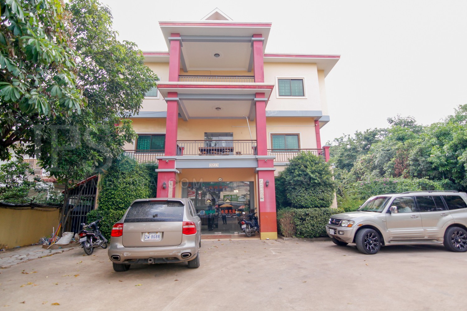 60 Room Guest House For Sale Svay Dangkum Siem Reap 8961 IPS Cambodia