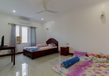 11 Bedroom Villa  For Sale - Svay Dangkum, Siem Reap thumbnail