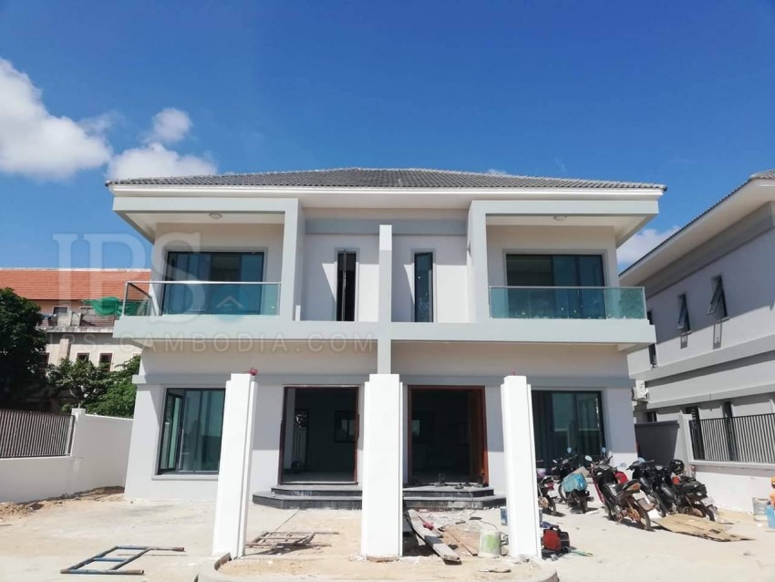 3 Bedroom Villa For Sale - Svay Thom, Siem Reap