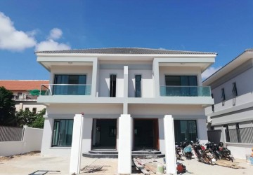 3 Bedroom Villa For Sale - Svay Thom, Siem Reap thumbnail