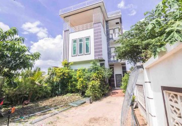 3 Bedroom Villa  For Rent - Wat Bo, Siem Reap thumbnail