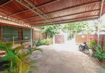 3 Bedroom Villa For Sale - Svay Dangkum, Siem Reap thumbnail