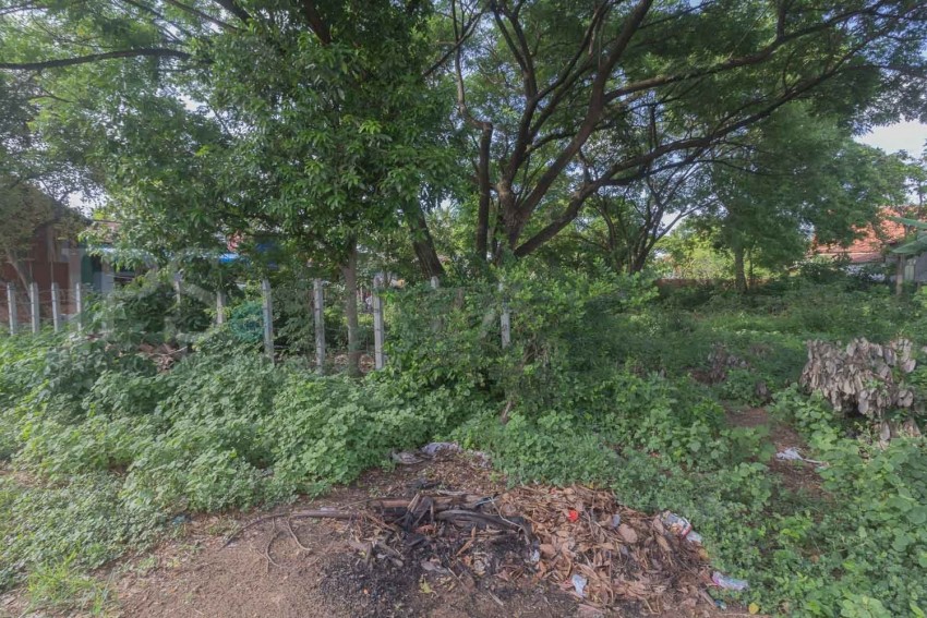 1200 sqm Land For Sale - Svay Dangkum, Siem Reap