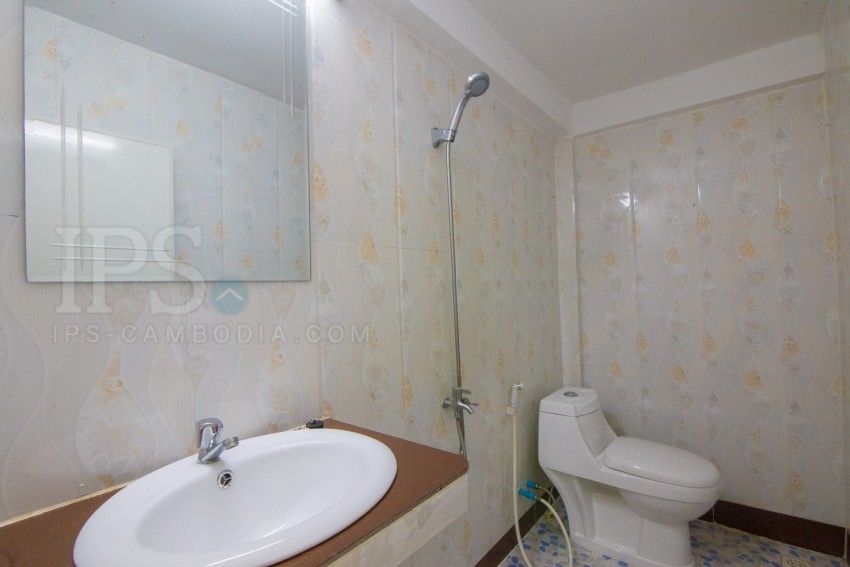 2 Bedroom Town House For Sale - Kilometer 6, Phnom Penh