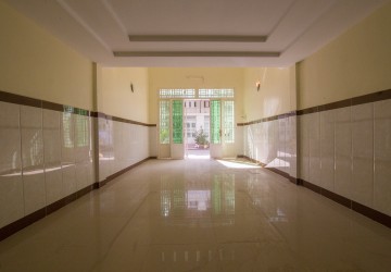 2 Bedroom Town House For Sale - Kilometer 6, Phnom Penh thumbnail