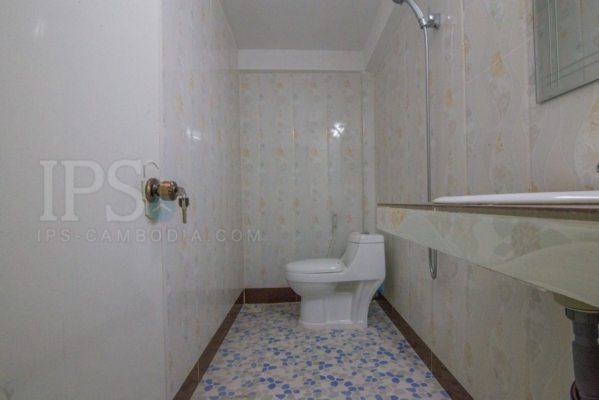 2 Bedroom Town House For Sale - Kilometer 6, Phnom Penh