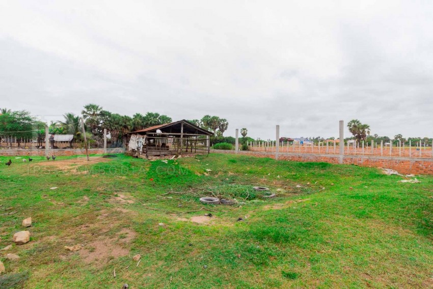 500 sqm  Land For Sale - Svay Thom, Siem Reap