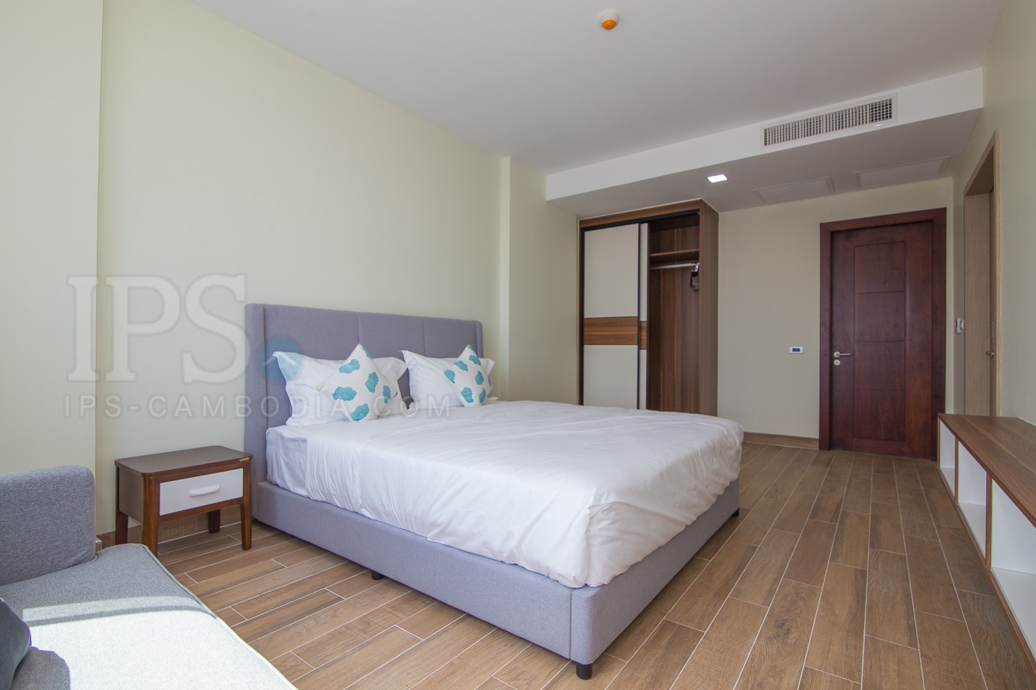 1 Bedroom Service Apartment For Rent - Toul Svay Prey II, Phnom Penh thumbnail
