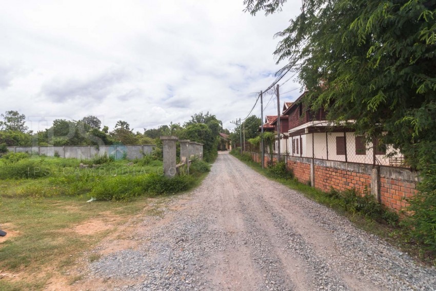  2,300 sqm Land  For Sale - Sra Ngae, Siem Reap