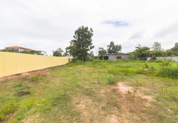  2,300 sqm Land  For Sale - Sra Ngae, Siem Reap thumbnail