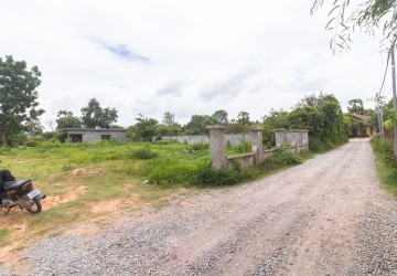  2,300 sqm Land  For Sale - Sra Ngae, Siem Reap thumbnail