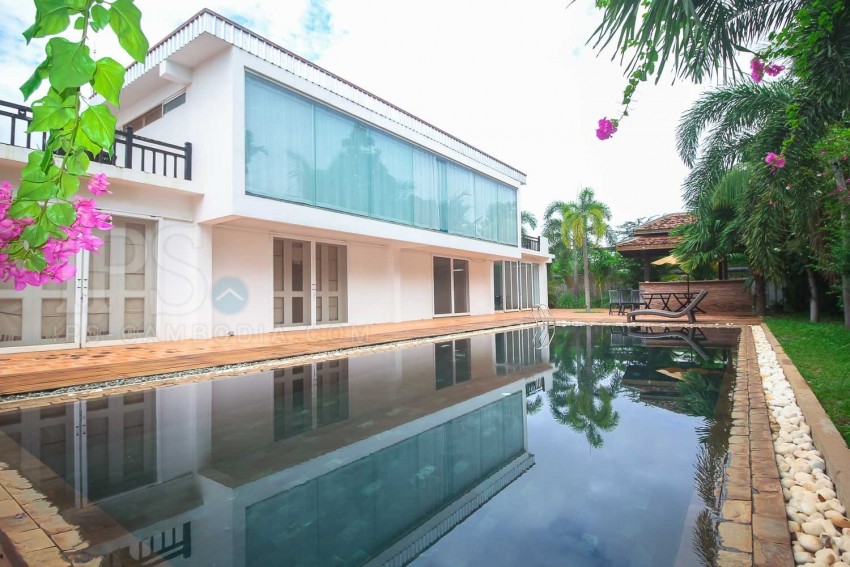 4 Bedroom Western designed Villa  For Sale - Sala Kamreuk, Siem Reap