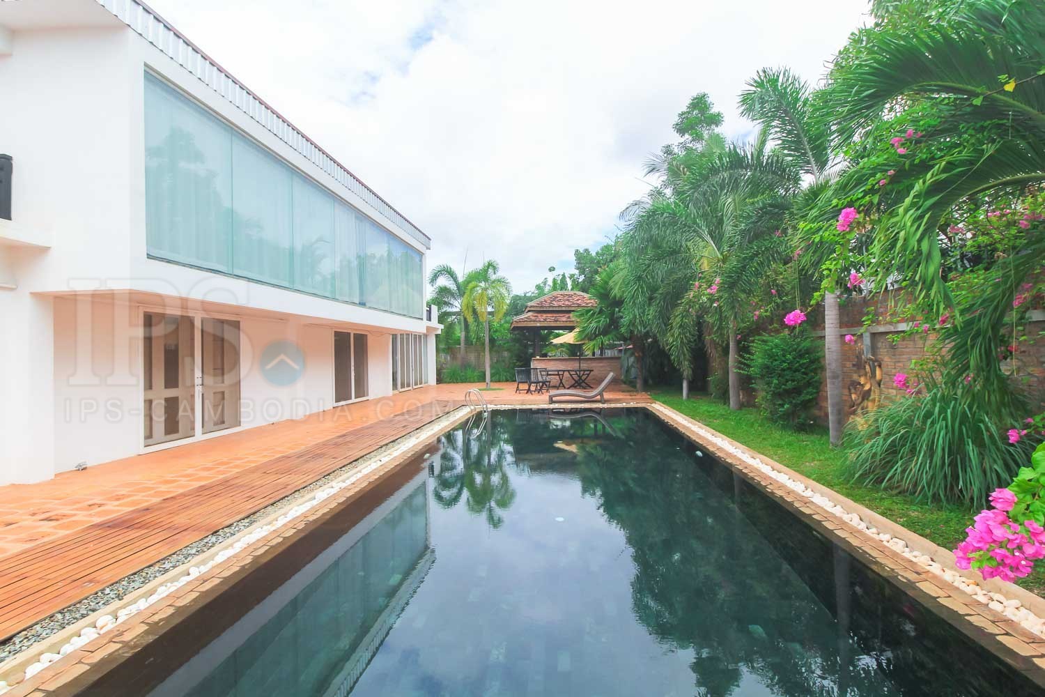 4 Bedroom Western designed Villa  For Sale - Sala Kamreuk, Siem Reap - Image 3