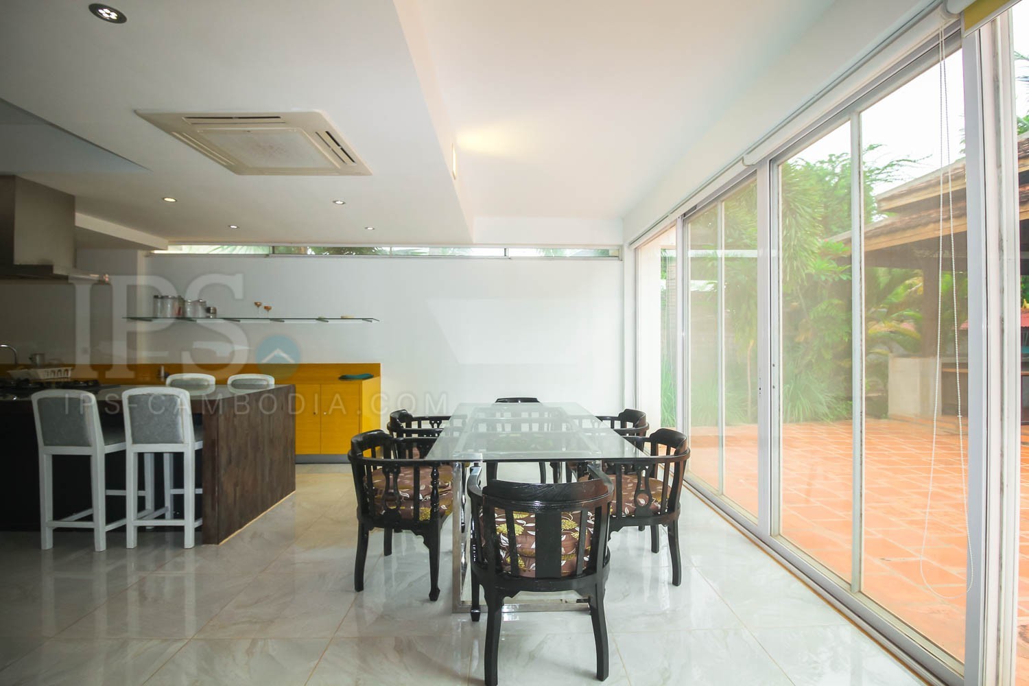 4 Bedroom Western designed Villa  For Sale - Sala Kamreuk, Siem Reap - Image 13