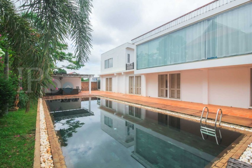 4 Bedroom Western designed Villa  For Sale - Sala Kamreuk, Siem Reap