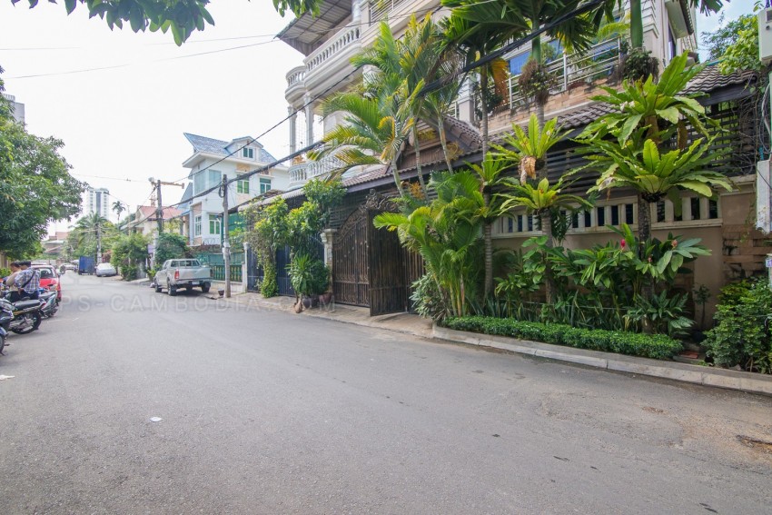 2 Flats  For Rent in BKK3, Phnom Penh