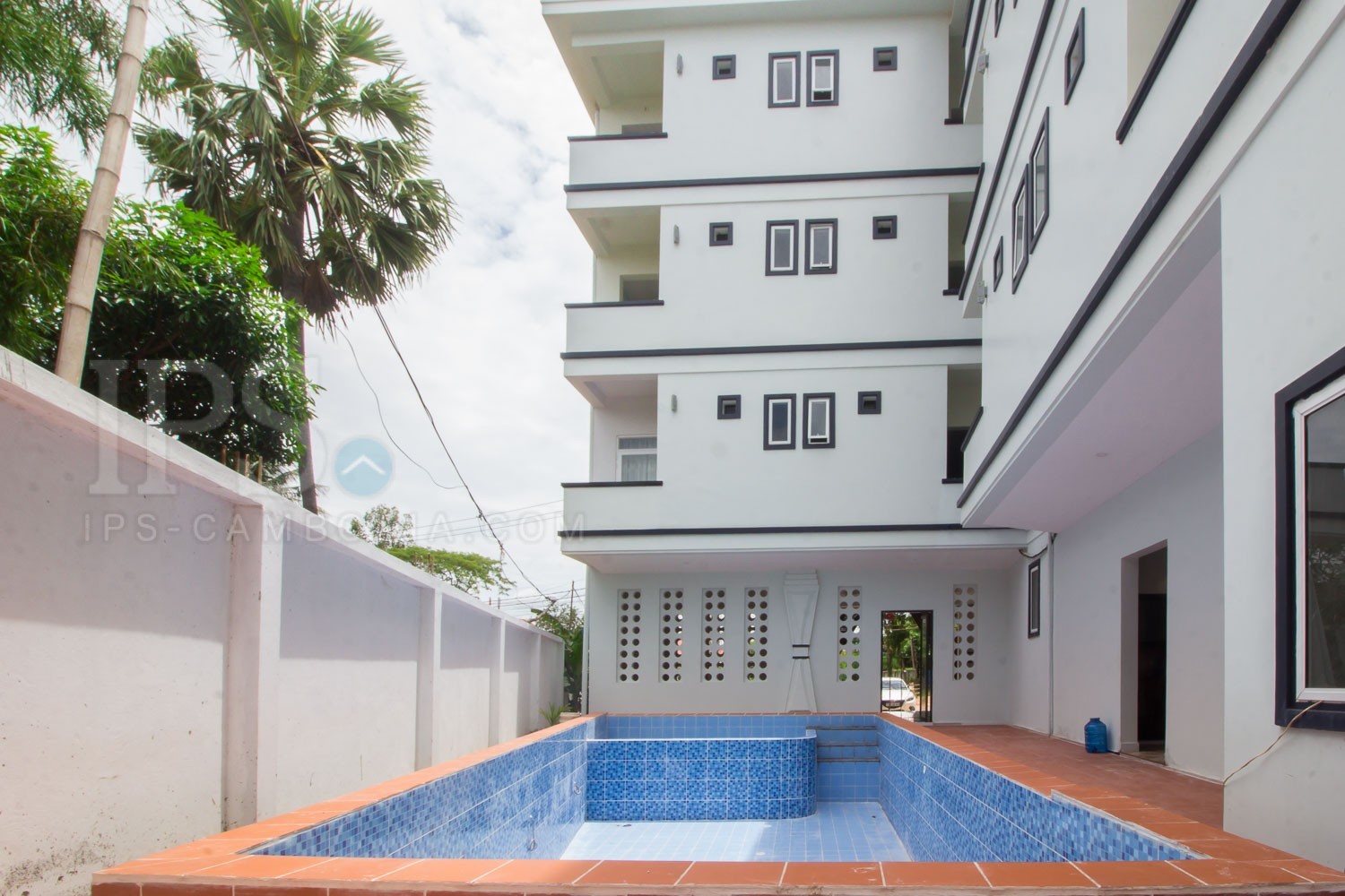 23 Bedroom Hotel For Rent - Sala Kamreuk, Siem Reap thumbnail