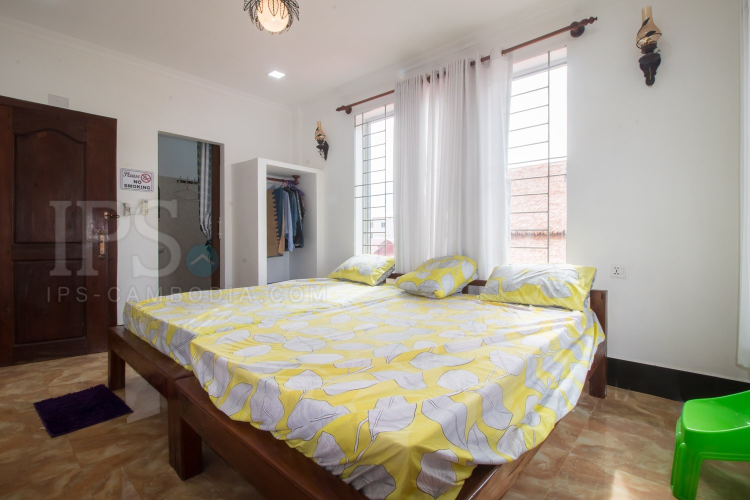 5 Bedroom Villa Behind Night Market - Siem Reap Rentals - Image 10