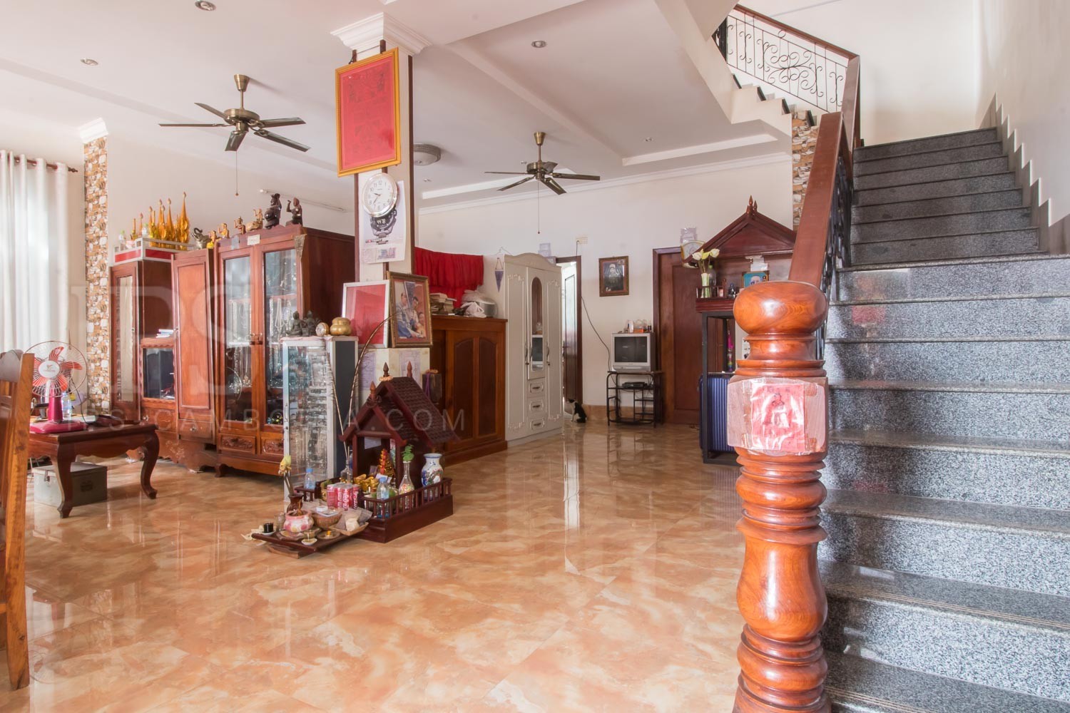 5 Bedroom Villa Behind Night Market - Siem Reap Rentals - Image 20